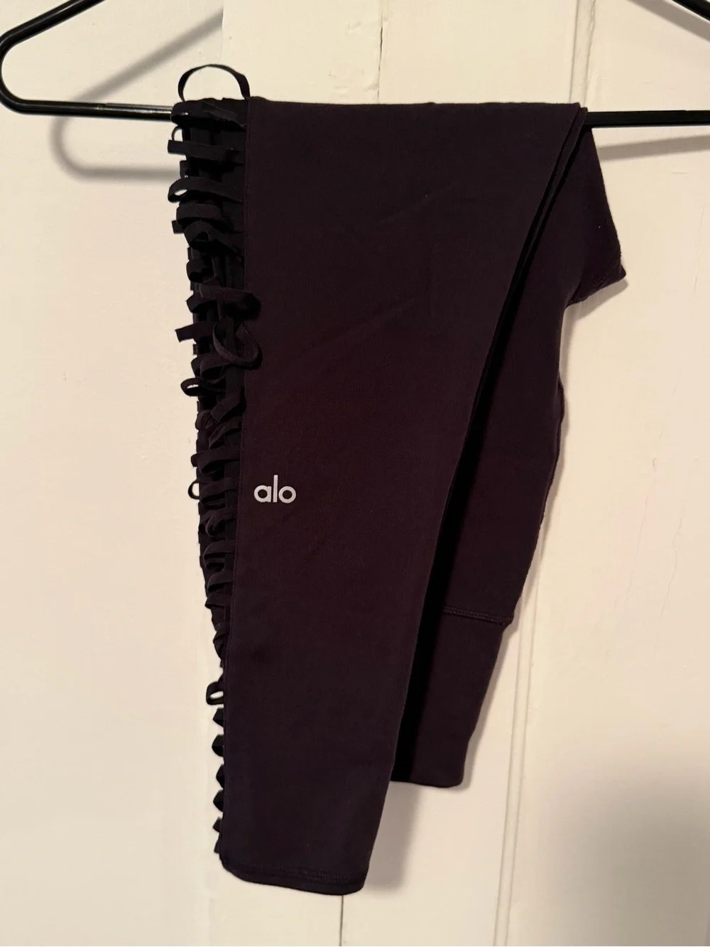ALO Yoga Women’s Reform Leggings size L
